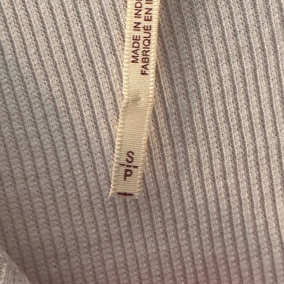 Free People lilac mesh and embroidered top Small - Picture 4 of 4